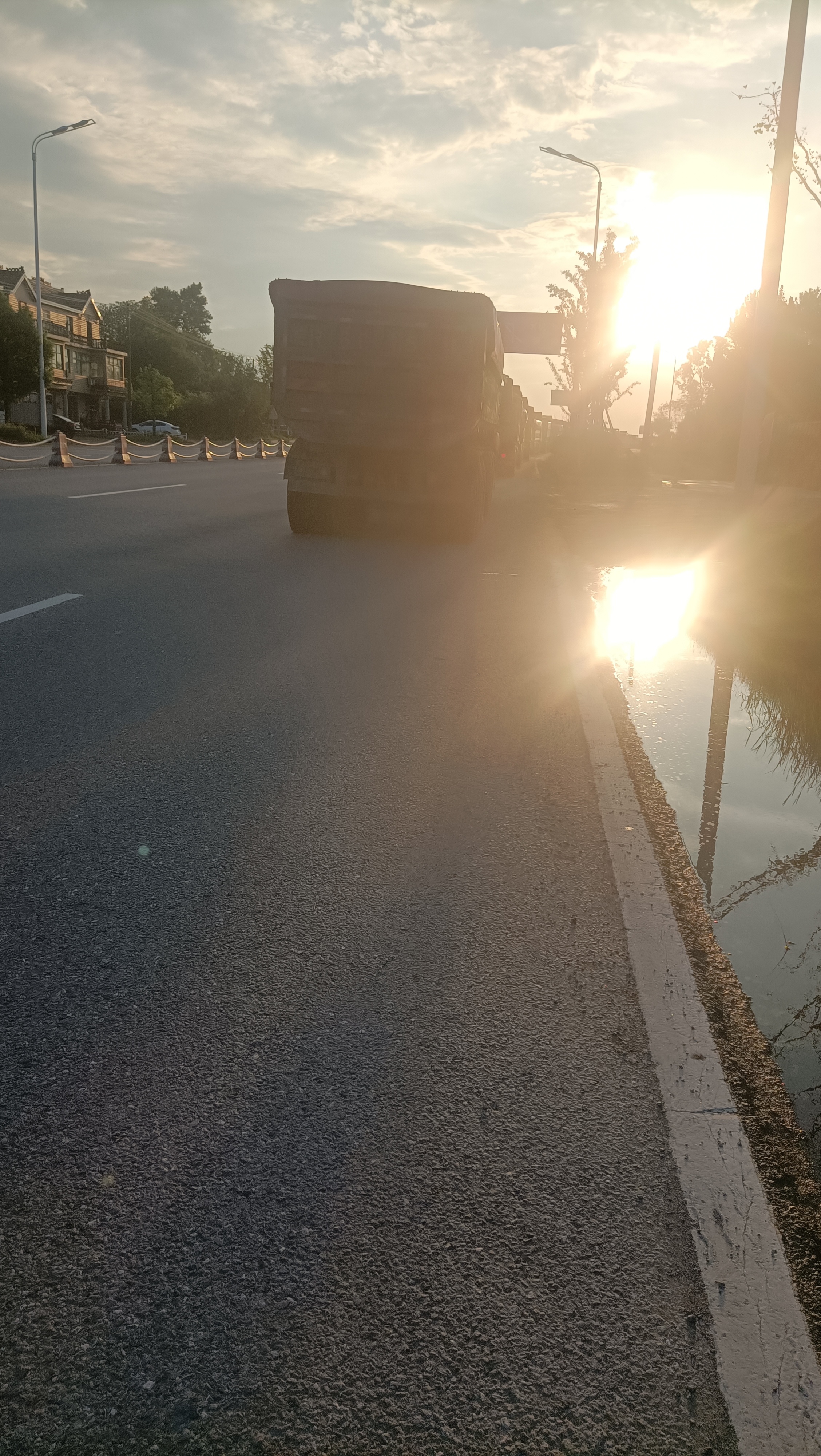 http://180056.cn/i/2025/08/08/nesuzs.jpg